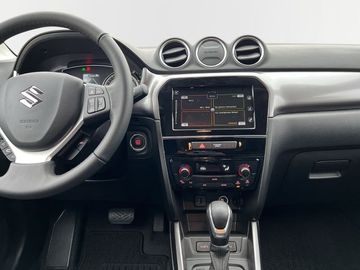 Car image 12