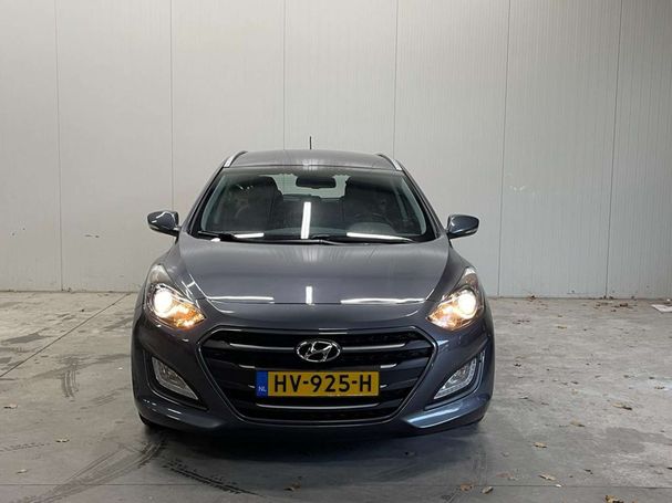 Hyundai i30 1.6 GDI i Comfort 99 kW image number 2