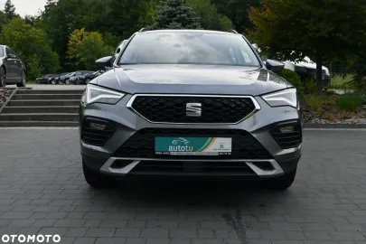 Car image 40
