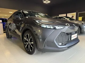 Car image 2