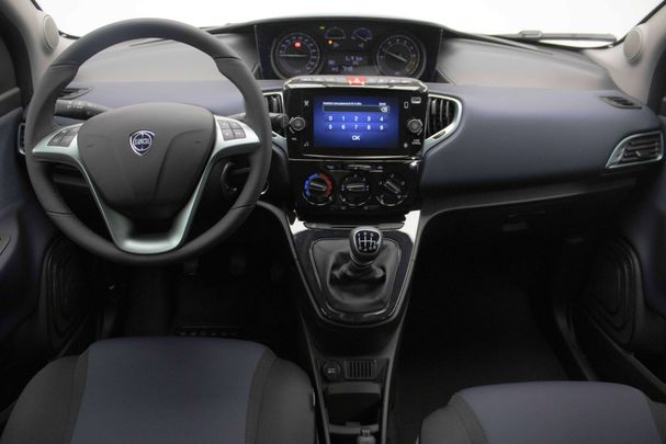 Lancia Ypsilon 51 kW image number 10