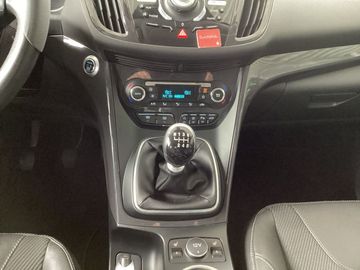 Car image 15