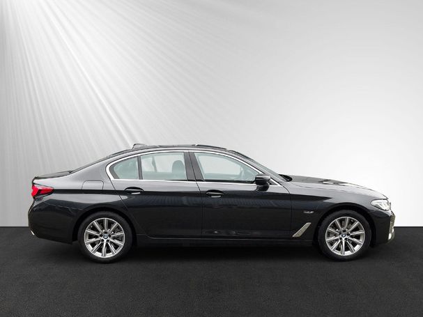 BMW 530 xDrive 215 kW image number 2