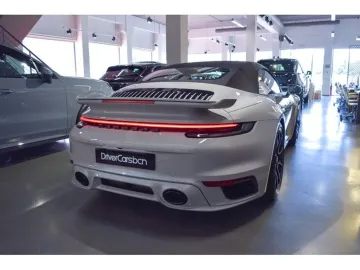 Car image 34