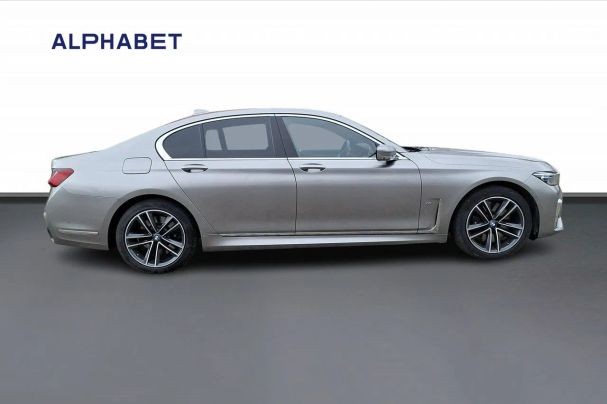 BMW 740 xDrive 250 kW image number 8