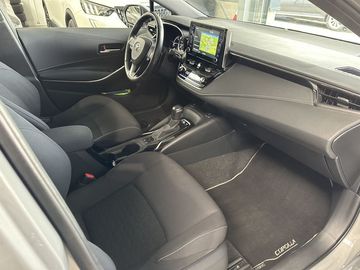 Car image 8