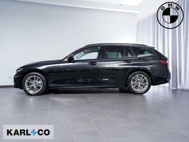 BMW 330 Touring Sport Line xDrive 185 kW image number 2