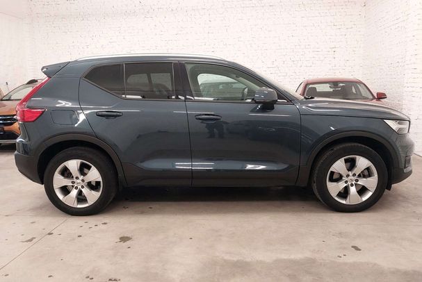 Volvo XC40 B4 Momentum Pro AWD Geartronic 145 kW image number 6