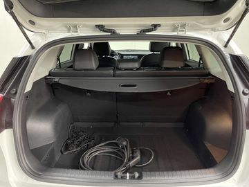 Car image 37