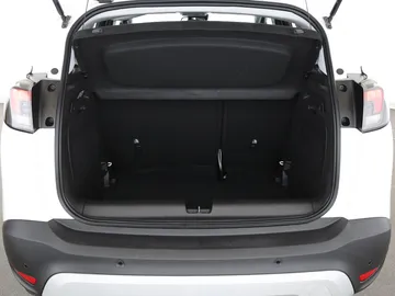 Car image 29