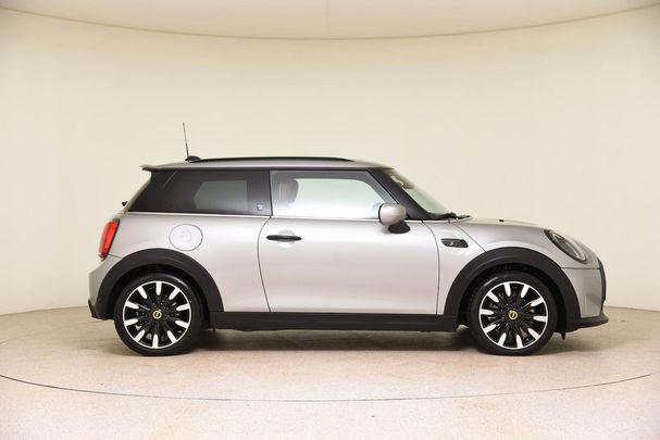 Mini Cooper SE Mini Yours Trim 135 kW image number 3