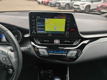 Car image 14