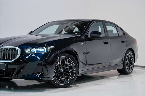 BMW 520i 140 kW image number 10