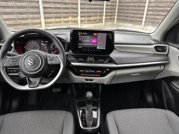 Car image 29