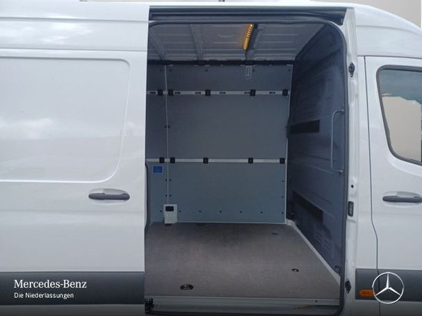 Mercedes-Benz Sprinter 215 CDI 110 kW image number 10