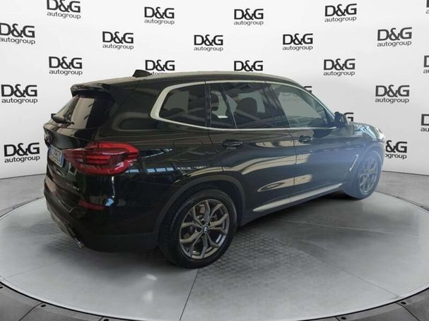 BMW X3 xDrive20d xLine 140 kW image number 7