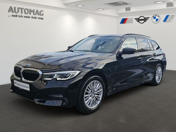 BMW 320i Touring Sport Line 135 kW image number 1