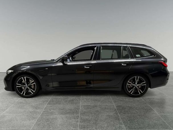 BMW 330i Touring 180 kW image number 13