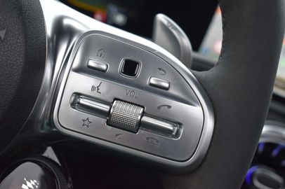 Car image 33