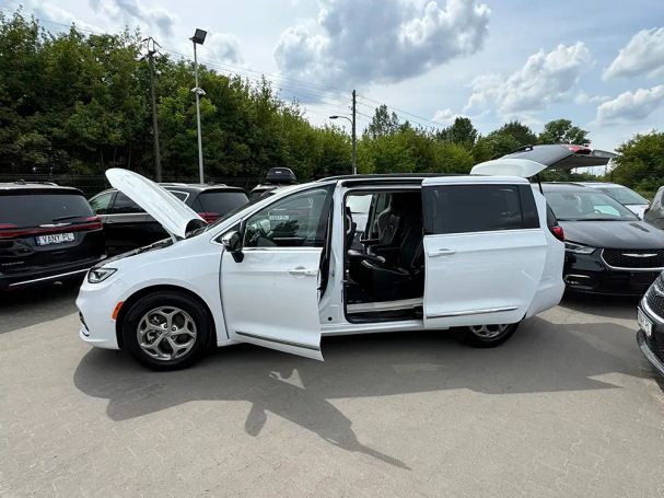 Chrysler Pacifica 208 kW image number 24