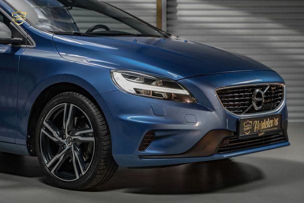 Volvo V40 112 kW image number 1