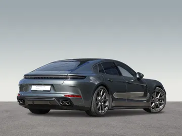 Car image 32