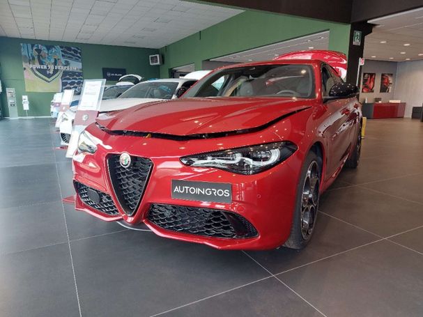 Alfa Romeo Giulia 2.2 Veloce 154 kW image number 2