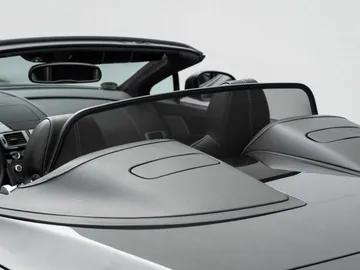 Car image 39