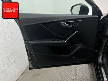 Car image 34