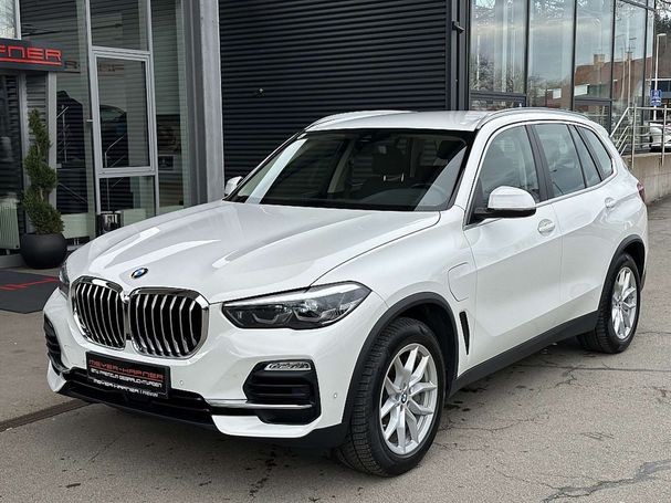 BMW X5 45e xDrive 290 kW image number 3