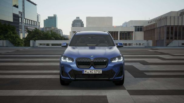 BMW iX3 80 kWh 210 kW image number 2