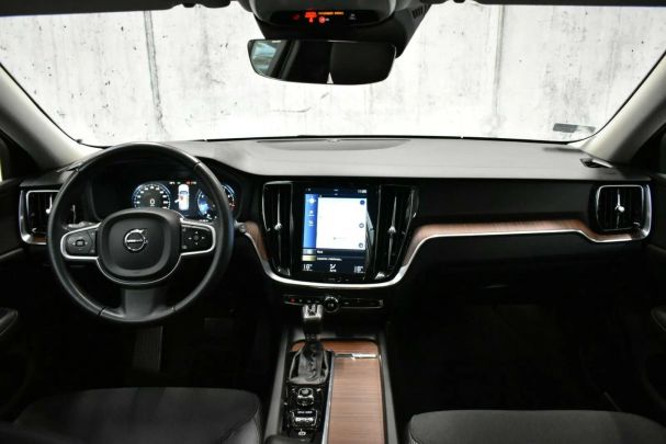 Volvo V60 T4 Momentum Pro 140 kW image number 8