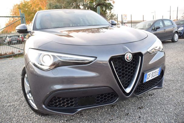 Alfa Romeo Stelvio 2.2 AT8 Q4 140 kW image number 4