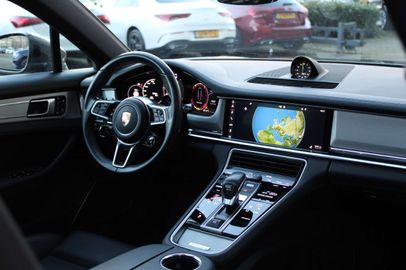 Car image 31