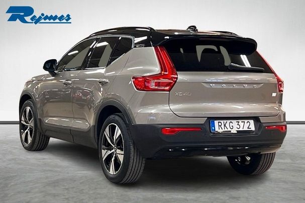 Volvo XC40 Recharge R T4 Design 155 kW image number 4