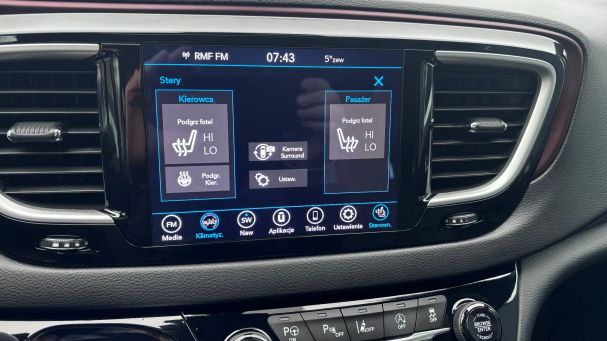 Chrysler Pacifica 211 kW image number 36