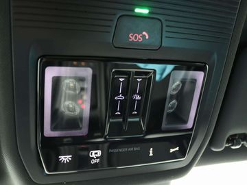 Car image 36