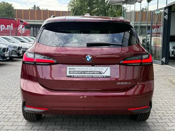 Car image 28