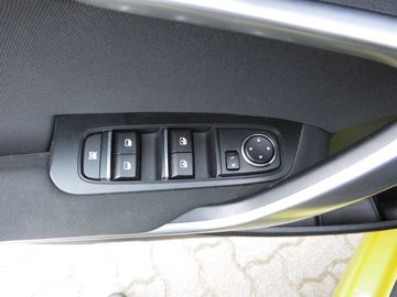 Car image 31