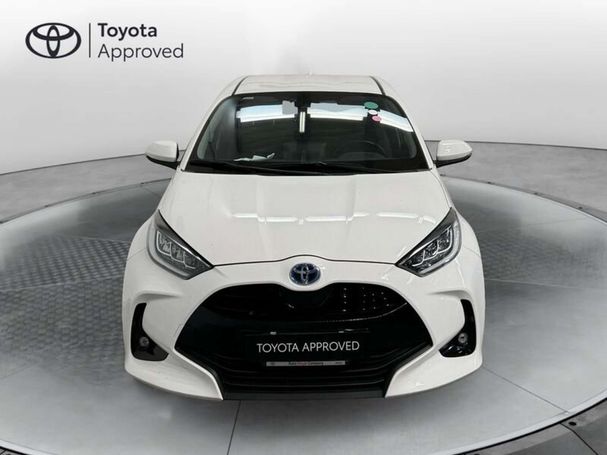 Toyota Yaris 1.5 Hybrid 85 kW image number 2