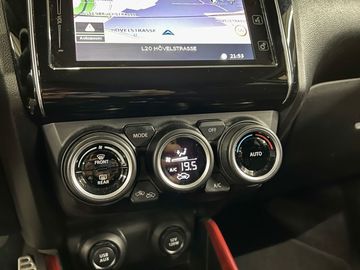 Car image 36