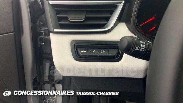 Renault Clio TCe 90 66 kW image number 9