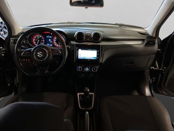 Car image 11