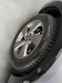 Car image 28