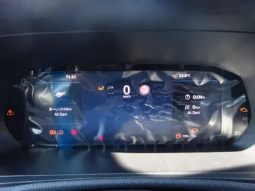 Car image 28