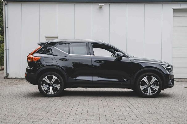 Volvo XC40 Recharge T4 155 kW image number 4