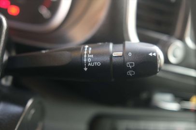 Car image 36