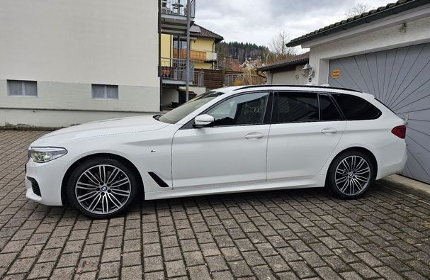 BMW 530d Touring xDrive 195 kW image number 4