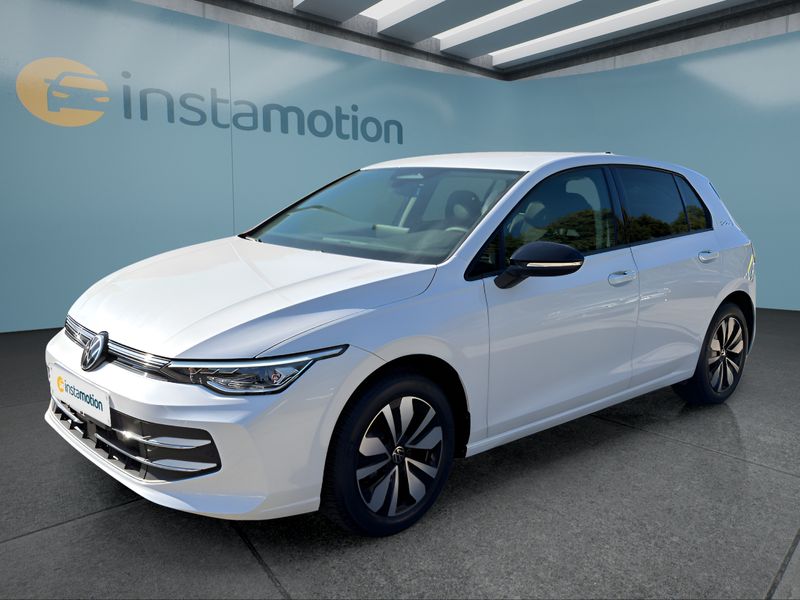Volkswagen Golf 8 110 kW