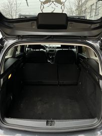 Car image 41